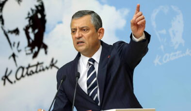 Özgür Özel’den ‘Onursal Adıgüzel’ tepkisi… ‘Bu darbeye sonuna kadar direneceğiz’