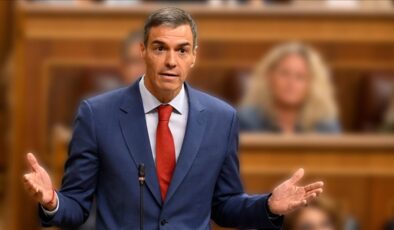 Pedro Sanchez’den ‘İslamofobik tezahürata’ tepki: Bu slogan kabul edilemez