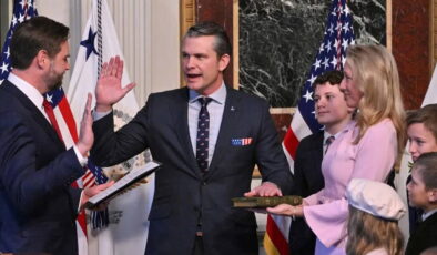 Pentagon’da ‘Pulp Fiction’ tartışması! Hegseth, İncil’e atfedilen sahte ayeti mi okudu?