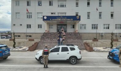 ‘Polis’ ve ‘savcı’ yalanıyla 2 milyon liralık vurgun!