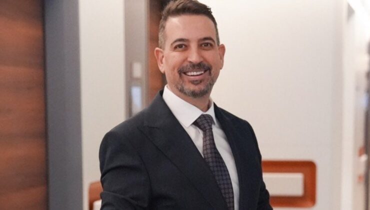 Prof. Dr. Erdinç Özek: “Binlerce Hasta Bu Tedaviye Ulaşamadan Yıllarca İlaçla Yaşıyor”