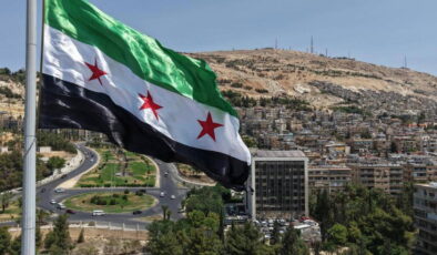 Şam’da patlama sesleri duyuldu… ‘Füzeler havada imha edildi’