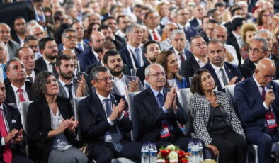 Son Dakika… CHP’nin kurultay davasında erteleme kararı
