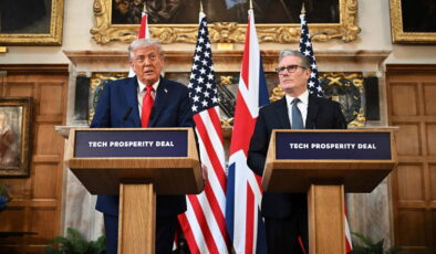 Starmer’dan Trump’a yanıt: “Baskılara boyun eğmeyeceğiz”