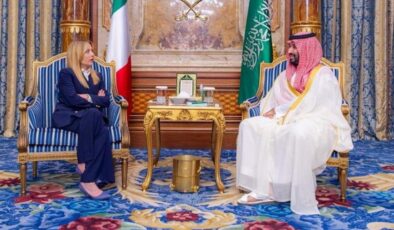 Suudi Arabistan Veliahtı Bin Selman, İtalya Başbakanı Meloni ile görüştü