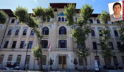 Tapu ve Kadastro Genel Müdürlüğü, eski binasının yerine yenisini yaptırırken, muhalefetten eleştiri geldi: ‘Milletin parası boşa harcanıyor’