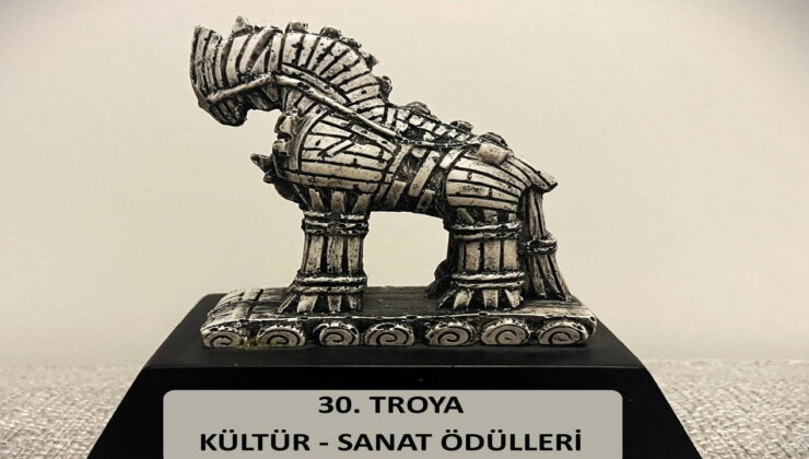 Troya Ödülleri’nde 30. yıl: Kültüre emek verenler onurlandırılacak
