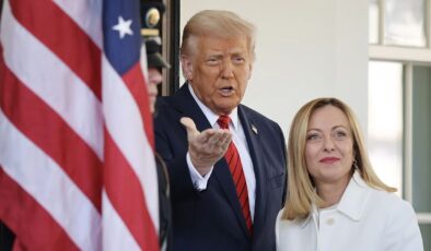 Trump, Meloni’yi hedef aldı: ‘Cesur sanmıştım, yanılmışım’
