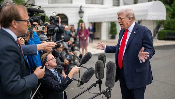 Trump’tan sızıntı öfkesi: Gazetecilere hapis tehdidi