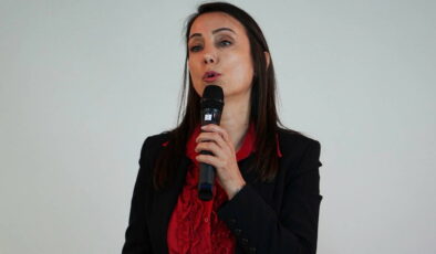 Tülay Hatimoğulları’ndan ‘süreç’ açıklaması: ‘Hem müzakere hem mücadele ediyoruz’