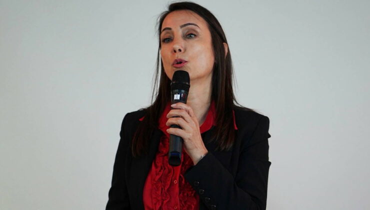 Tülay Hatimoğulları’ndan ‘süreç’ açıklaması: ‘Hem müzakere hem mücadele ediyoruz’