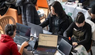 Türkiye imzalı uzay hackathonu 78 ülkeye yayılacak