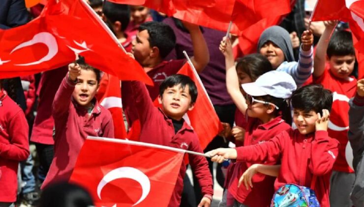 23 Nisan kutlu olsun: ‘Yönümüz Atatürk ilkeleridir!’
