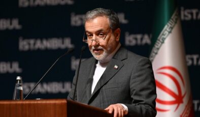 Abbas Arakçi, Pakistan Genelkurmay Başkanı ile görüştü