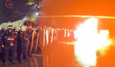 Arnavutluk karıştı: Tiran’da hükümet karşıtı protestolarda çatışma