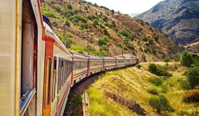 Bilet fiyatları uçtu: Kars’ta yurttaş rotayı Doğu Ekspresi’ne çevirdi