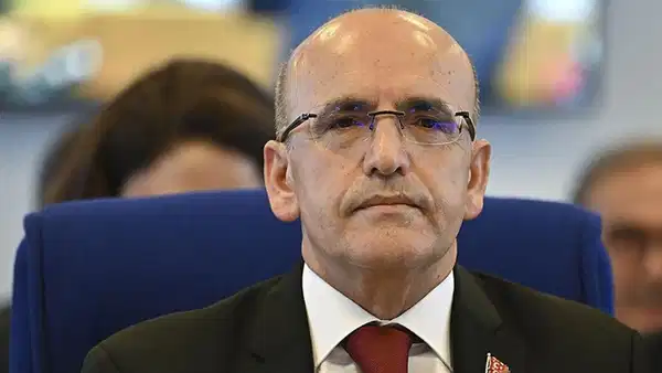 ‘Çalışan yoksulluğu’ Meclis gündeminde: CHP’den Mehmet Şimşek’e 15 soru