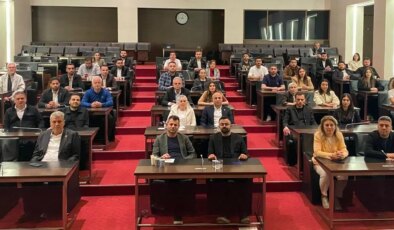 CHP’de ‘mutlak butlan’ kararına karşı nöbet sürüyor: ‘Partimiz sahipsiz, halkımız çaresiz değil’