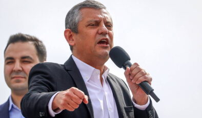 CHP’nin 106’ncı mitingi Sakarya’da… Özgür Özel iktidara seslendi: ‘En kısa zamanda seçim sandığını istiyoruz!’