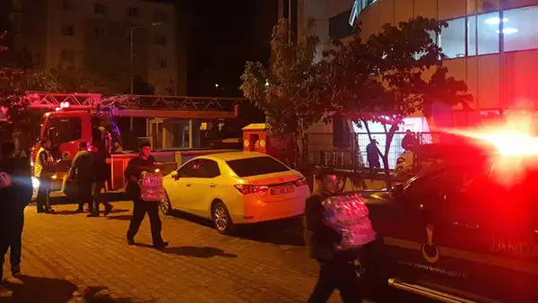 Düzce’de huzurevinde korkutan yangın: 54 kişi tahliye edildi
