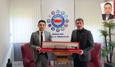 Eski TÜGVA’lı müdürden, yandaş sendikaya kılıç hediyesi