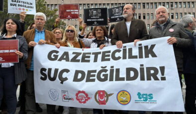 Gazeteciler Alican Uludağ için özgürlük istedi: ‘Yargılama SEGBİS’le değil, yüz yüze yapılsın’