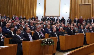 Grup toplantısını engellemek için de harekete geçti: Kayyımın yetkisi yok