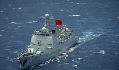 Güney Çin Denizi’nde tansiyon yükseldi: Çin’den muharebe devriyesi
