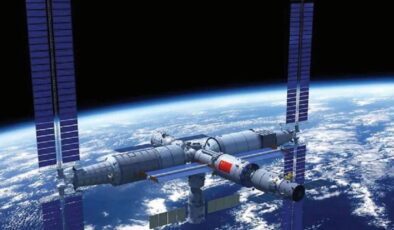 İki astronot adayı, Çin’in uzay programında yer almak üzere seçildi