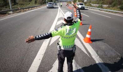 İstanbul’da bazı yollar trafiğe kapatıldı