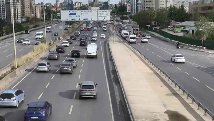 İstanbul’da haftanın ilk iş günü trafik yoğunluğu