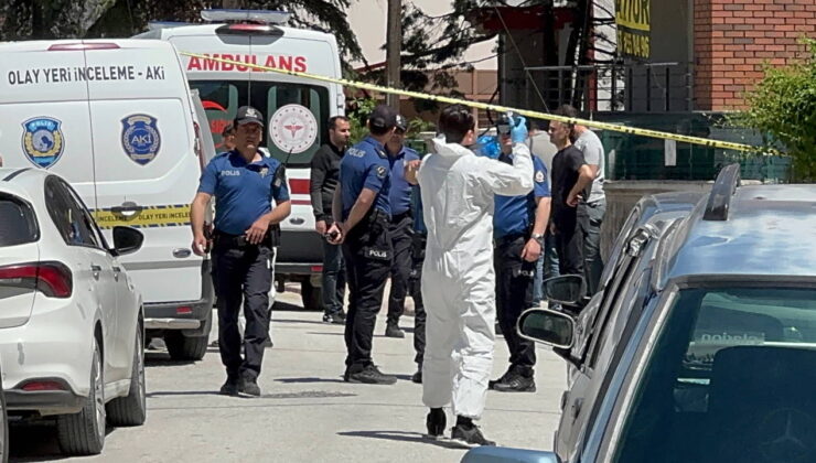 Konya’da aile dehşeti… Parkta elleri kanlı şekilde bulundu: Anne ve babasını katletmiş!