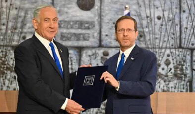 Netanyahu’nun af talebinde kriz: Herzog süreci askıya aldı