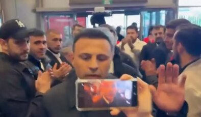 Özgür Çelik, CHP Genel Merkezi’nde