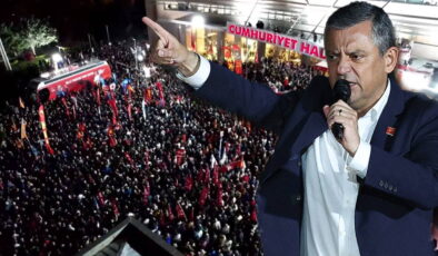 Özgür Özel, CHP Genel Merkezi’nde: Kılıçdaroğlu ile yaptığı görüşmeyi anlattı