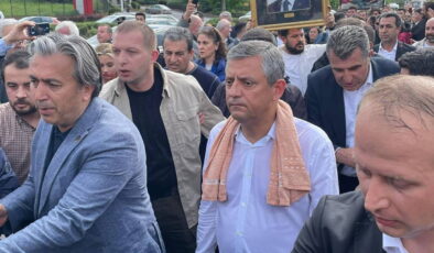 Özgür Özel’den CNN Türk’e ‘müdahale’ özürü