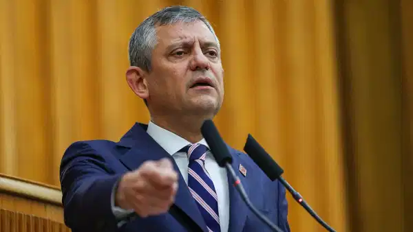 Son Dakika… Özgür Özel’den CHP Genel Merkezi önündeki ‘tahliye gerginliği’ hakkında ilk açıklama