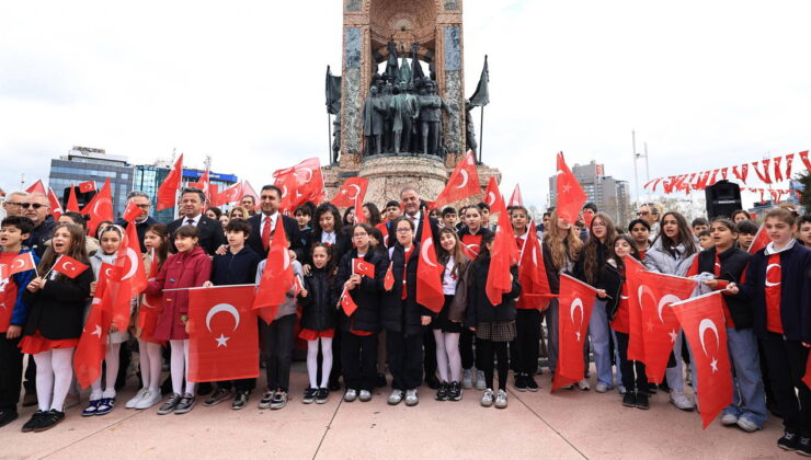 Taksim’de ‘İmamoğlu’suz bir 23 Nisan töreni daha: İBB Başkanvekili Nuri Aslan, koltuğunu Zeynep Mira’ya devretti