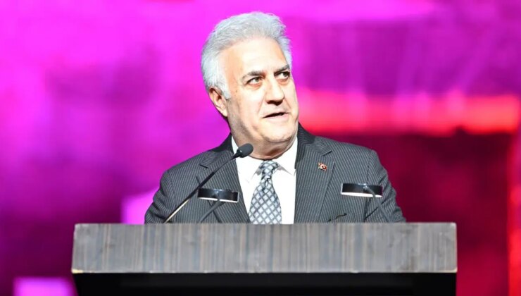 Tamer Karadağlı’ya büyük şok: Aspendos Antik Tiyatrosu’nda yuhalandı