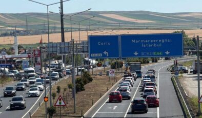 Tekirdağ-İstanbul kara yolunda araç yoğunluğu; ağır vasıtalara kısıtlama