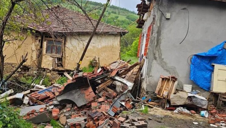 Tokat’ta sağanak sonrası heyelan: 2 ev tahliye edildi