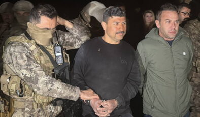 Uşak’ta polis ekibine silahlı saldırı: 2 polis yaralı