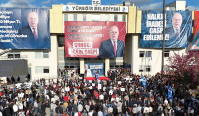 Yüreğir’de görevden uzaklaştırma kararına karşı eylem: ‘Ali Demirçalı boyun eğmedi’
