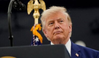 ABD Başkanı Trump’tan Hürmüz Boğazı açıklaması: Gemiler hızla geçiyor