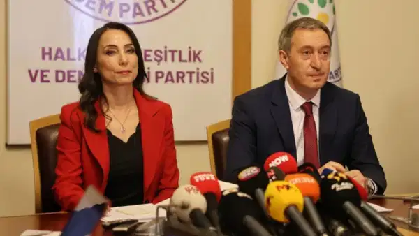 Ank-Ar Araştırma’dan anket: DEM Parti seçmeni partisini Cumhur İttifakı’na daha yakın görüyor