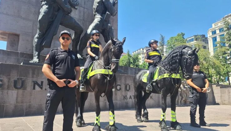 Ankara’da NATO Zirvesi öncesi atlı polisler devriye yaptı