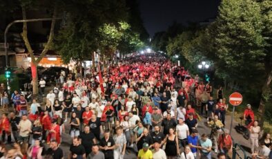 Arnavutluk’ta Zvernec’teki turizm projesine karşı gösteriler 21. gününde