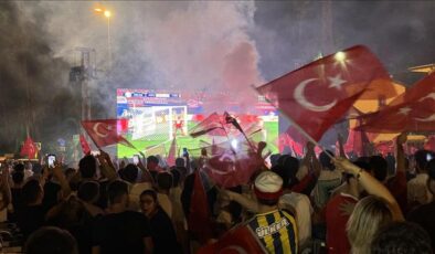 Avustralya Türkiye milli maç DEV EKRAN izlenecek yerler! İstanbul dev ekran nerede?