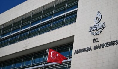 AYM, iptalini 2012’de reddettiği uygulamayı bu kez oyçokluğuyla iptal etti
