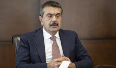 Bakan Tekin canlı yayında açıkladı: Sınav sistemi değişecek mi?